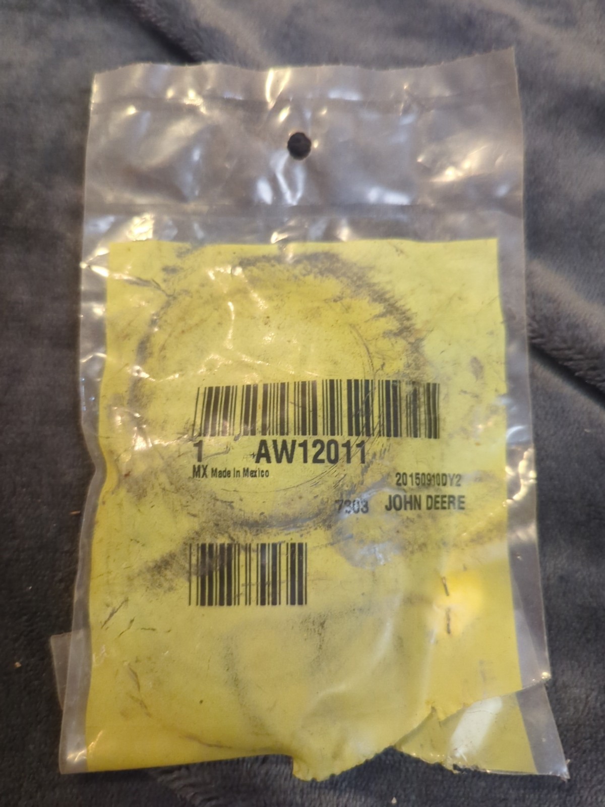 OEM John Deere   AW12011 SEAL