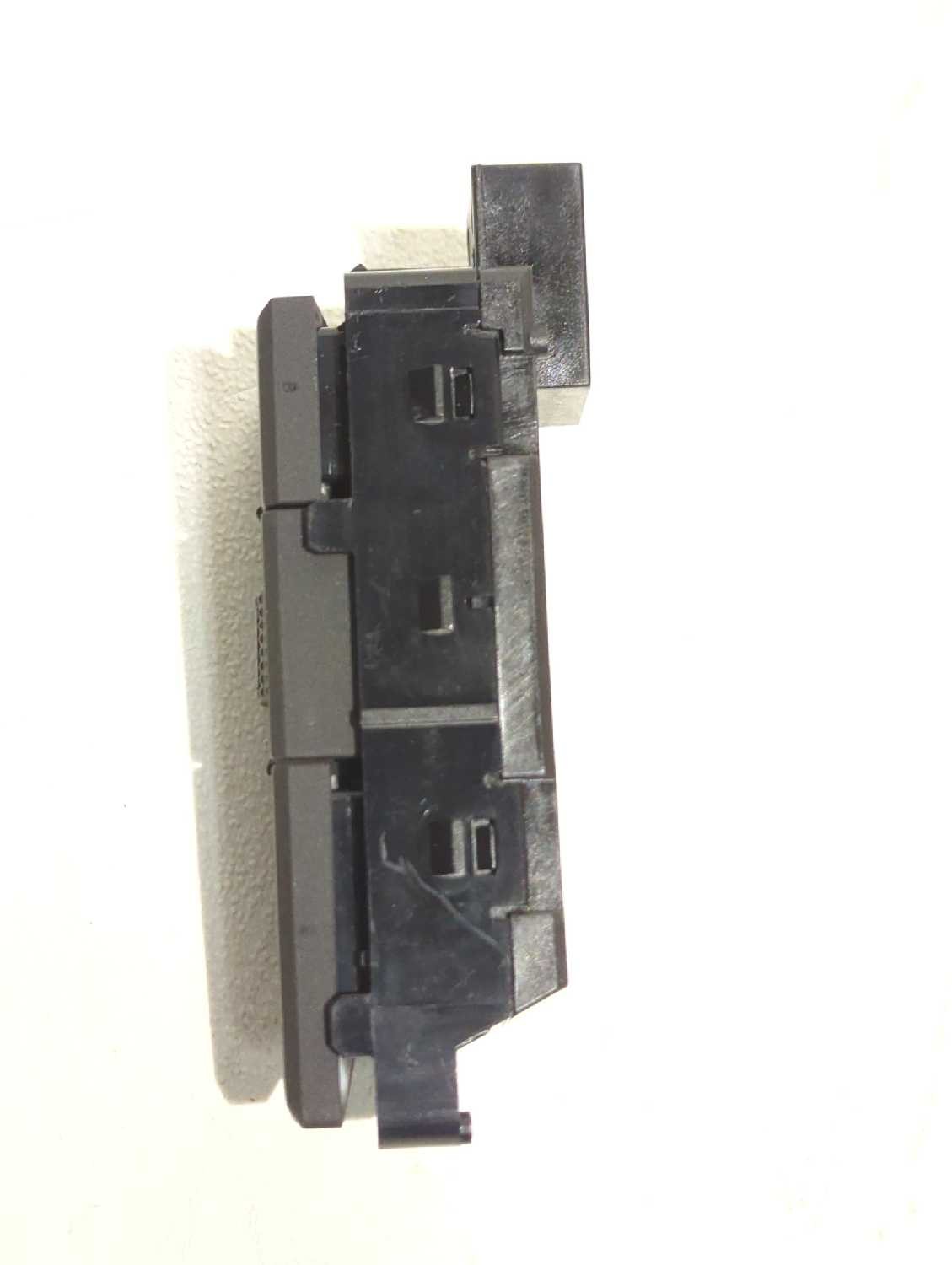 New OEM genuine GM Audio Volume Bluetooth Switch 2010-2011 Camaro 92219336 wheel