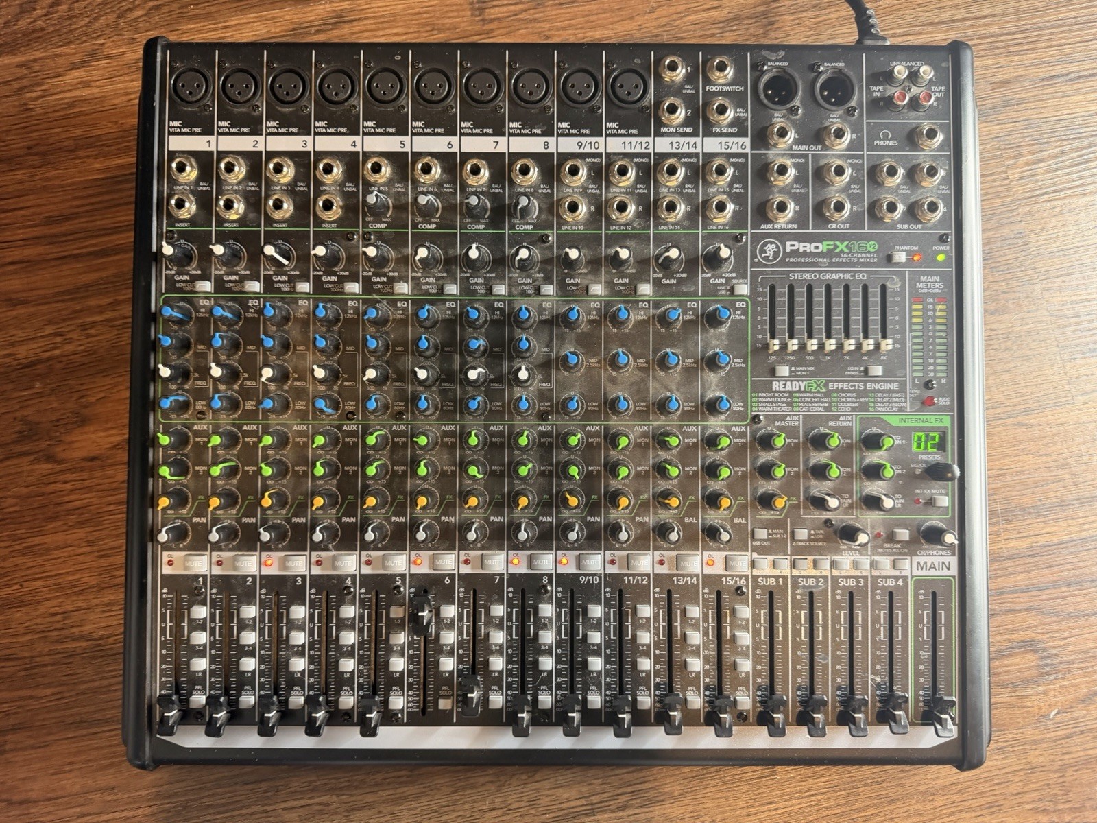 Mackie PROFX22V2 22-Channel FX Mixer - Tested & Working!