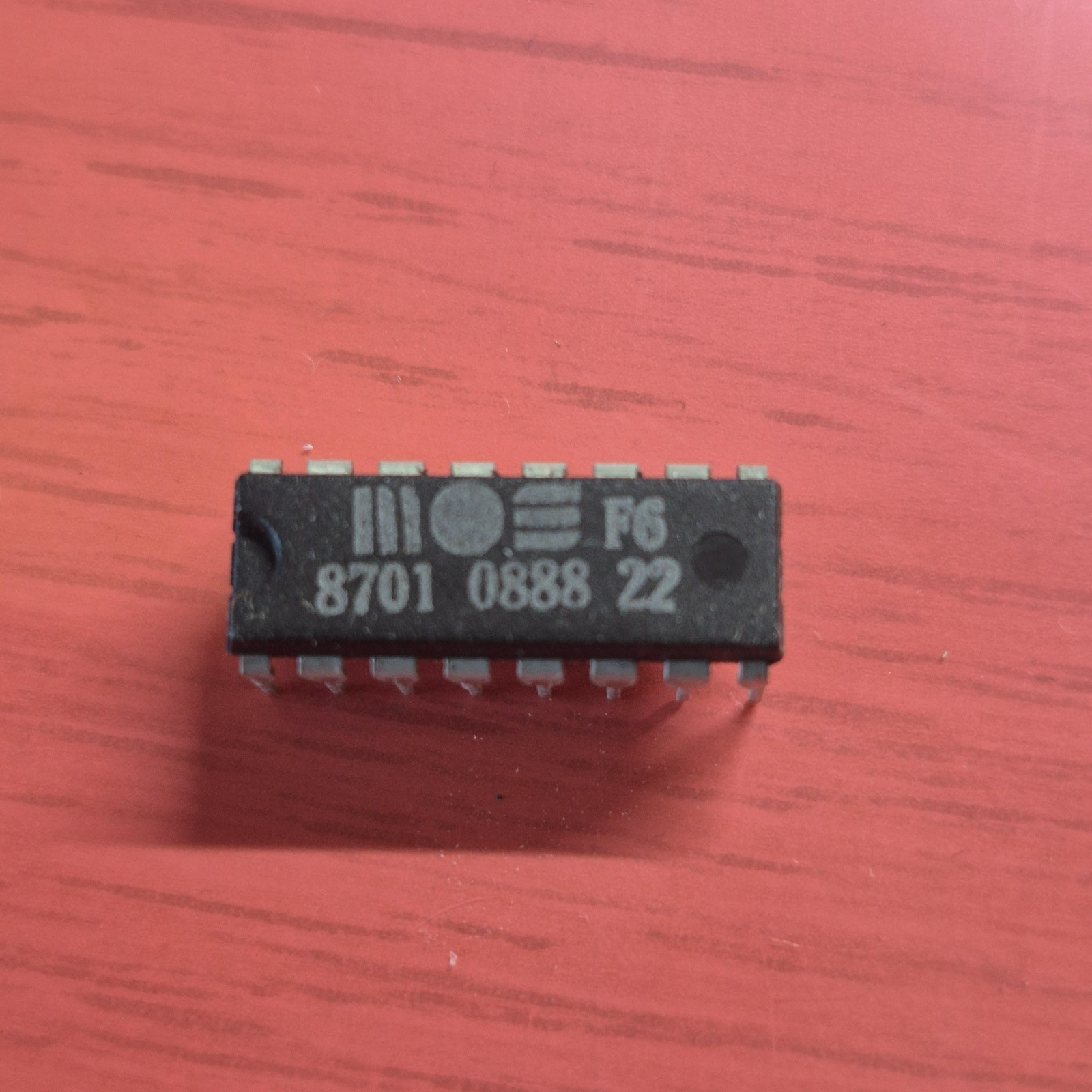 ✅ CHIP MOS 8701 Timing Chip ⭐ Commodore C64 / C128 CSG ⭐ Fast Shipping ⚡️