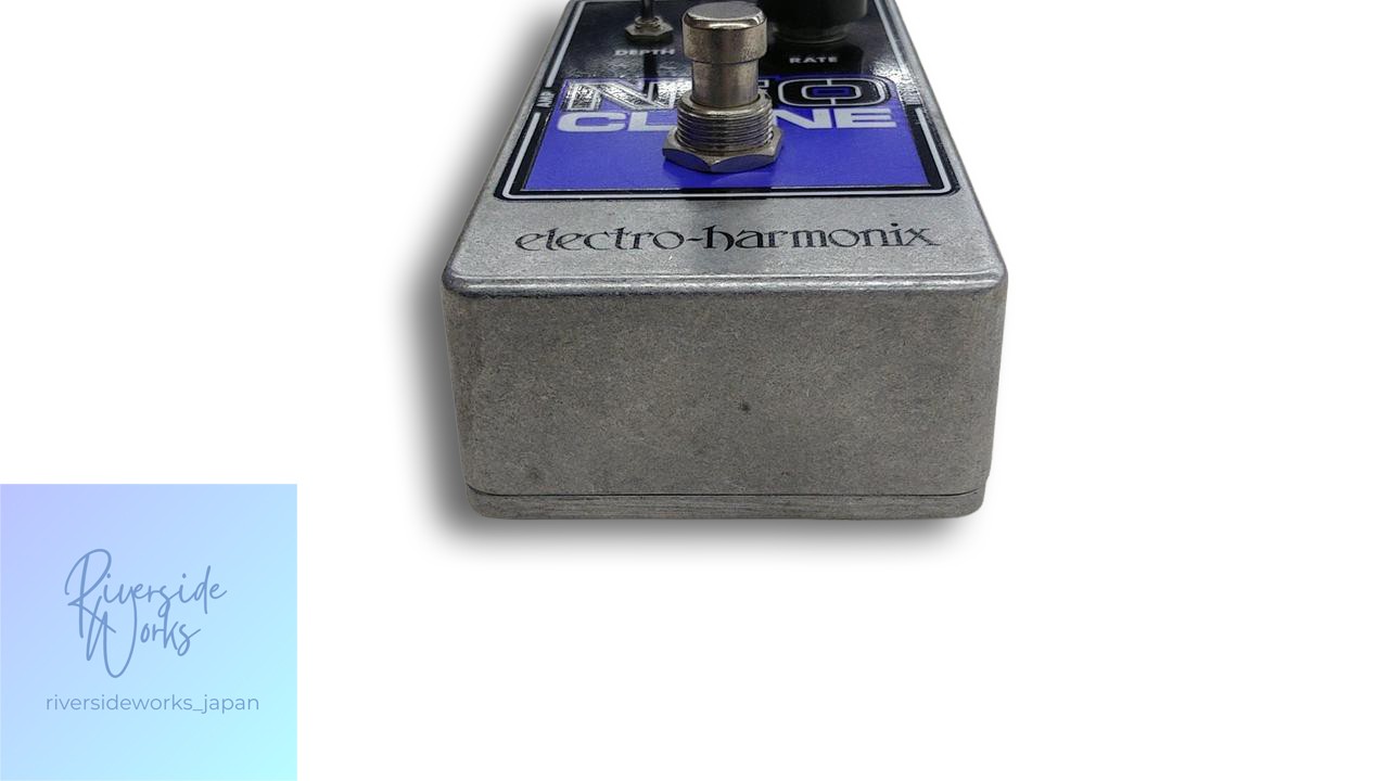 ELECTRO-HARMONIX Neo Clone Chorus Effects Pedal