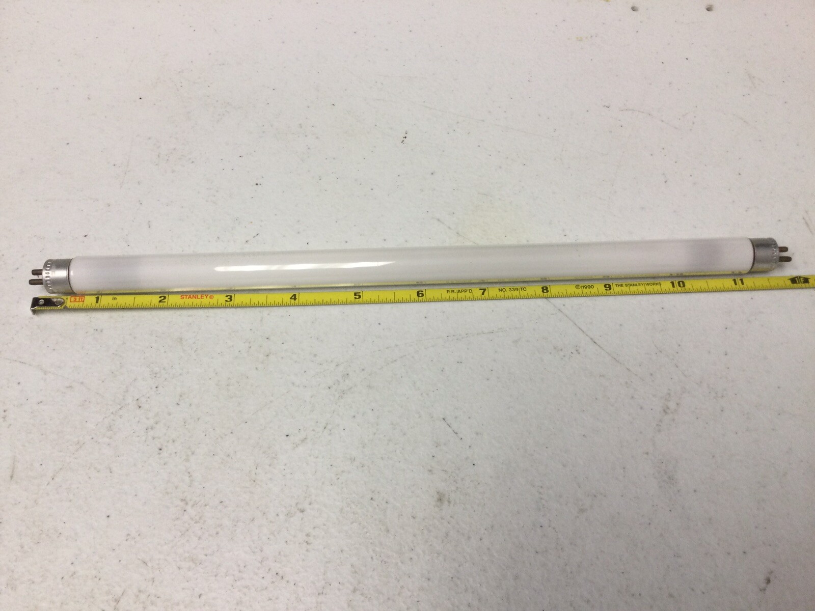 Aircraft Fluorescent Lamp 5108WW - Lot of 4 - New Old Stock