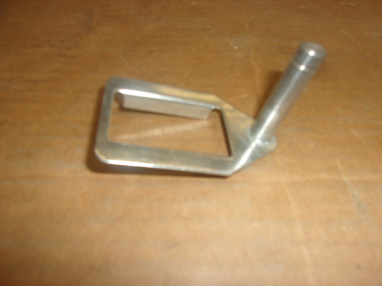LESCO 030322 AGITATOR ARM AND SHAFT FOR 80 LB ROTARY SPREADER
