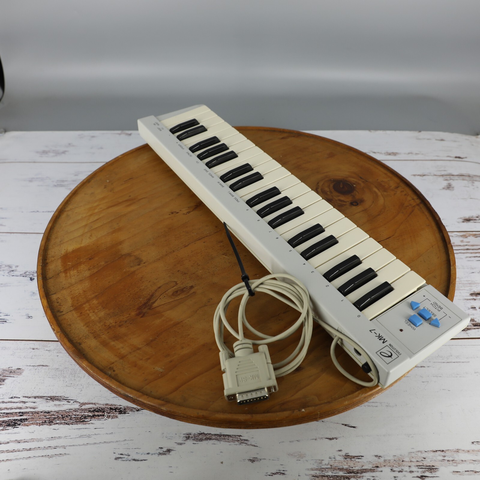 Evolution MK-7 Midi Controller Keyboard - Working