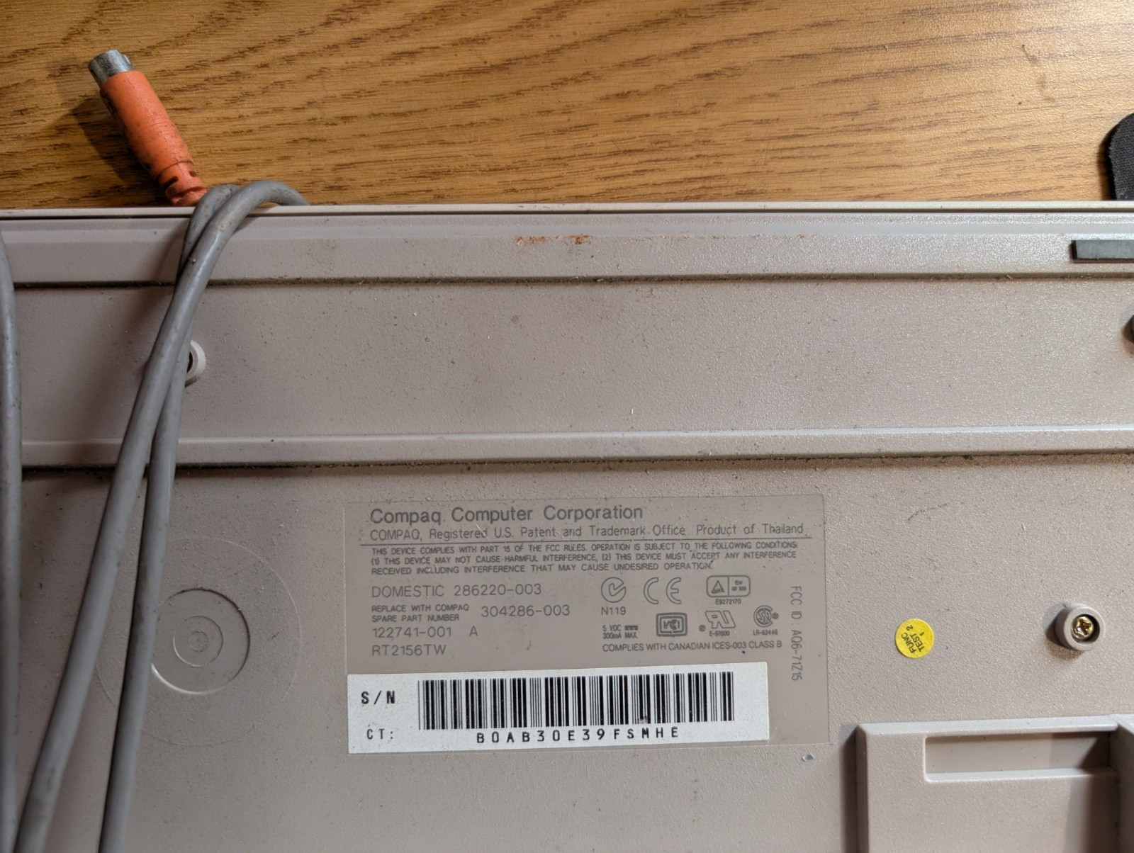 Vintage Compaq 286220-003 RT2156TW Computer Keyboard