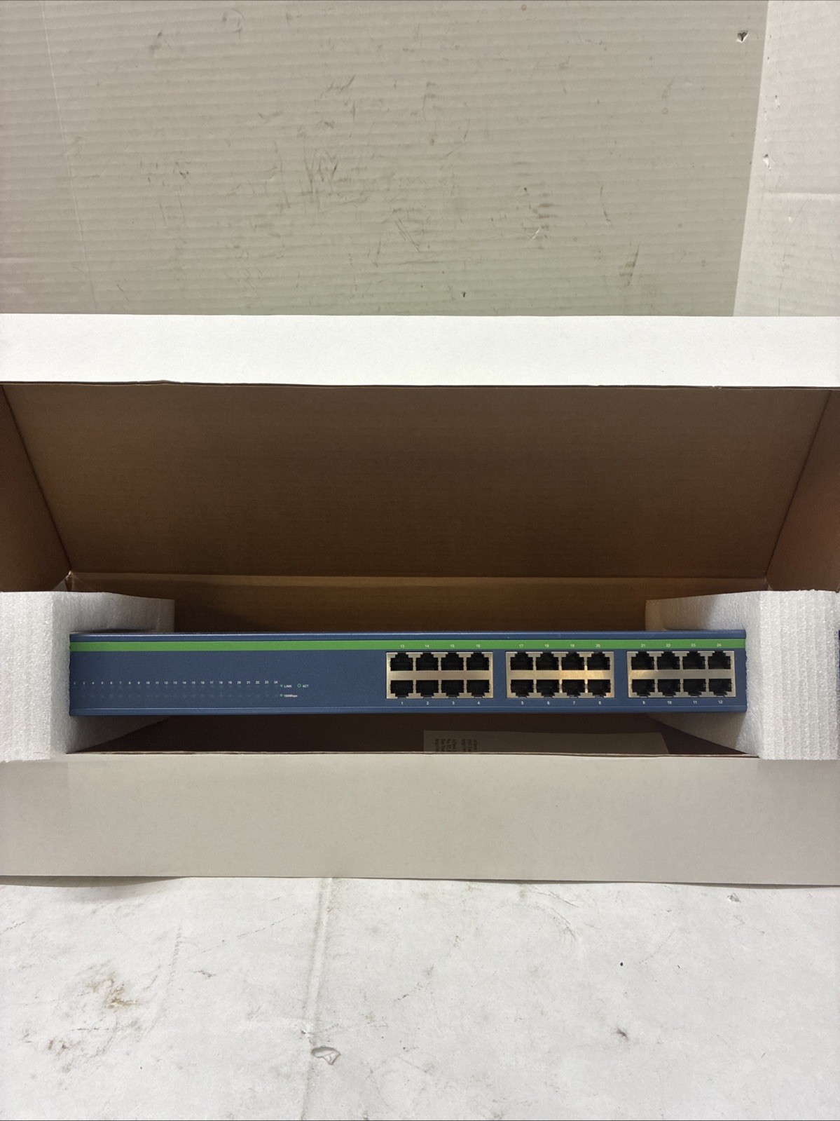 AOPEN AOW-224U PORT SWITCH