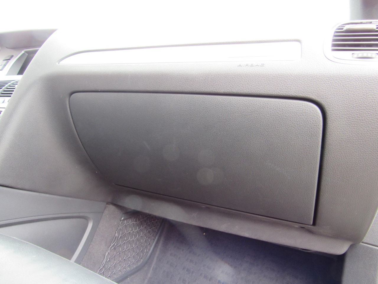 Q7 AUDI   2015 Glove Box 1073733