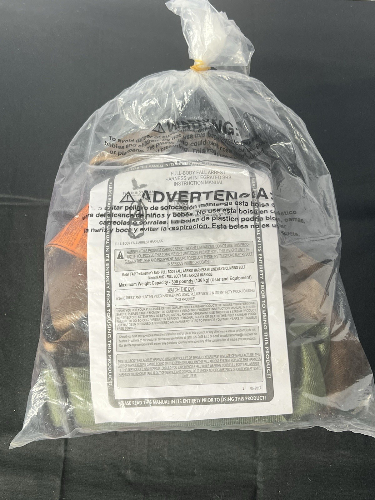 Full Body Fall Arrest System FAS Safety Harness 300 Lb Max New Integrated SRS