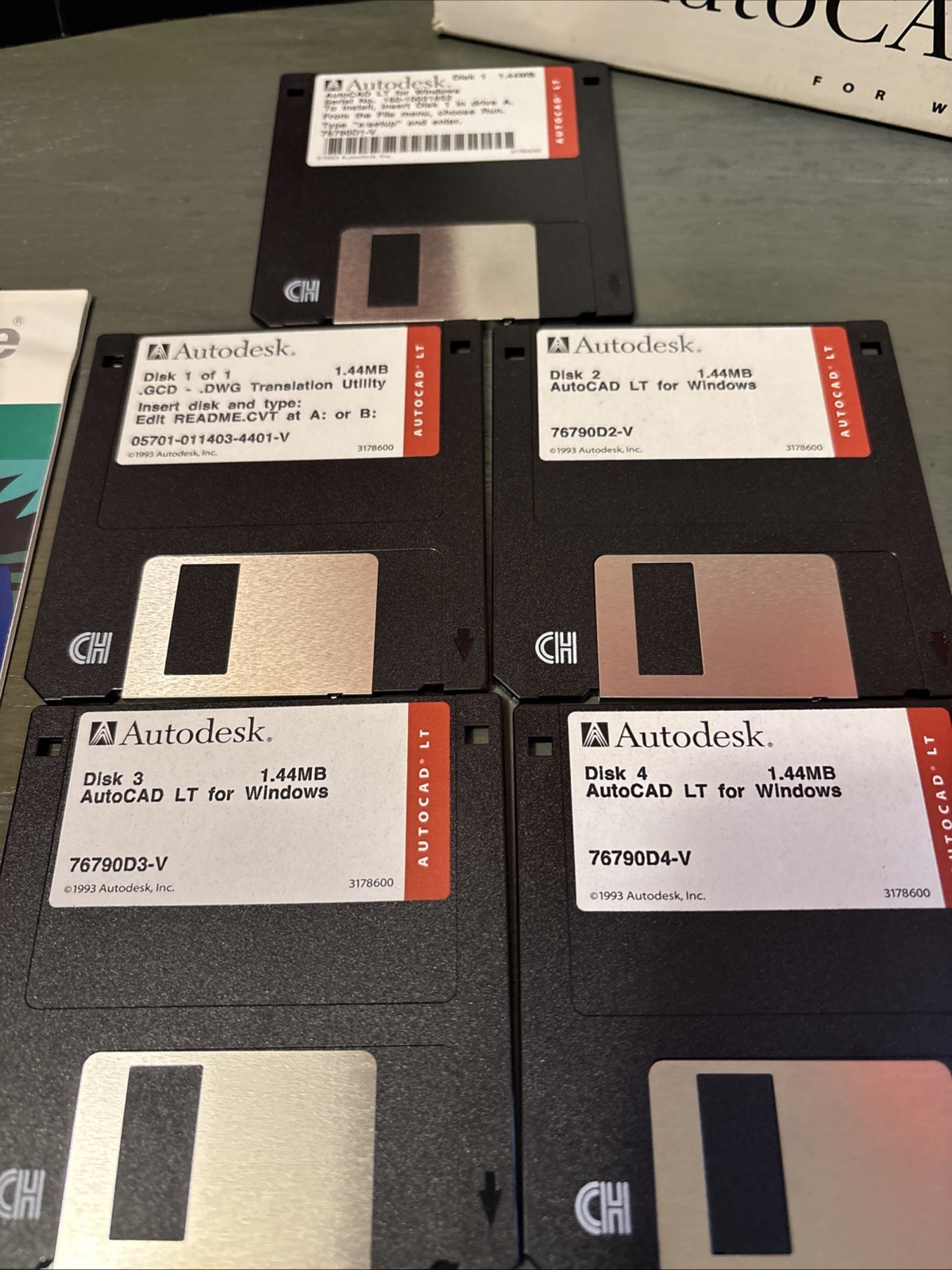 Autodesk AutoCAD LT Software. 1993