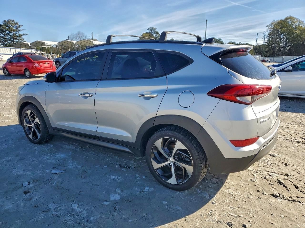 TUCSON 2016 Glove Box 4984405
