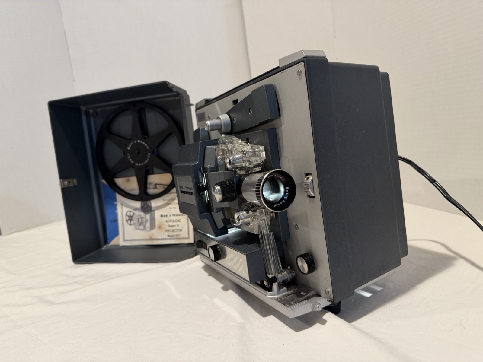 Vintage Bell and Howell Autoload Super 8 Movie Projector  357A