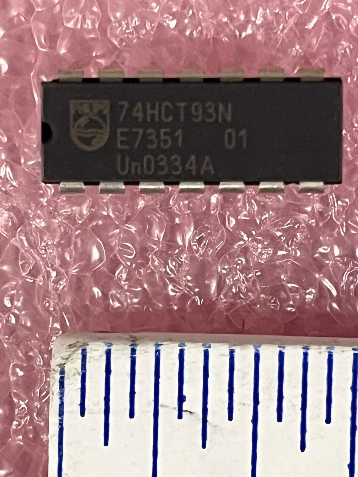 74HCT93N IC 4 BIT BINARY RIPPLE COUNTER 14 PIN DIP PHILIPS (LOT OF 1)