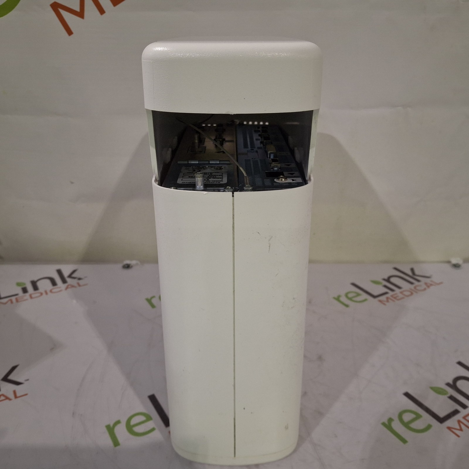 Spacelabs Healthcare Xprezzon Patient Monitor