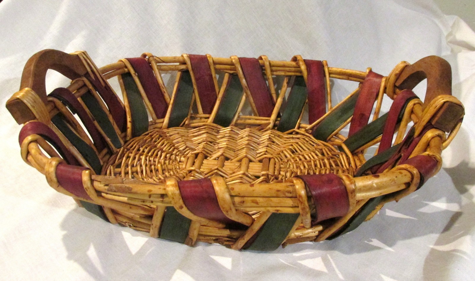 Hand Woven Large Ooen Basket Wooden Handles Red Green Woven Straps 21 x 17 x 5in