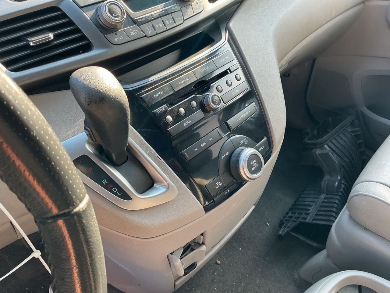 ODYSSEY 2011 Glove Box 4947931