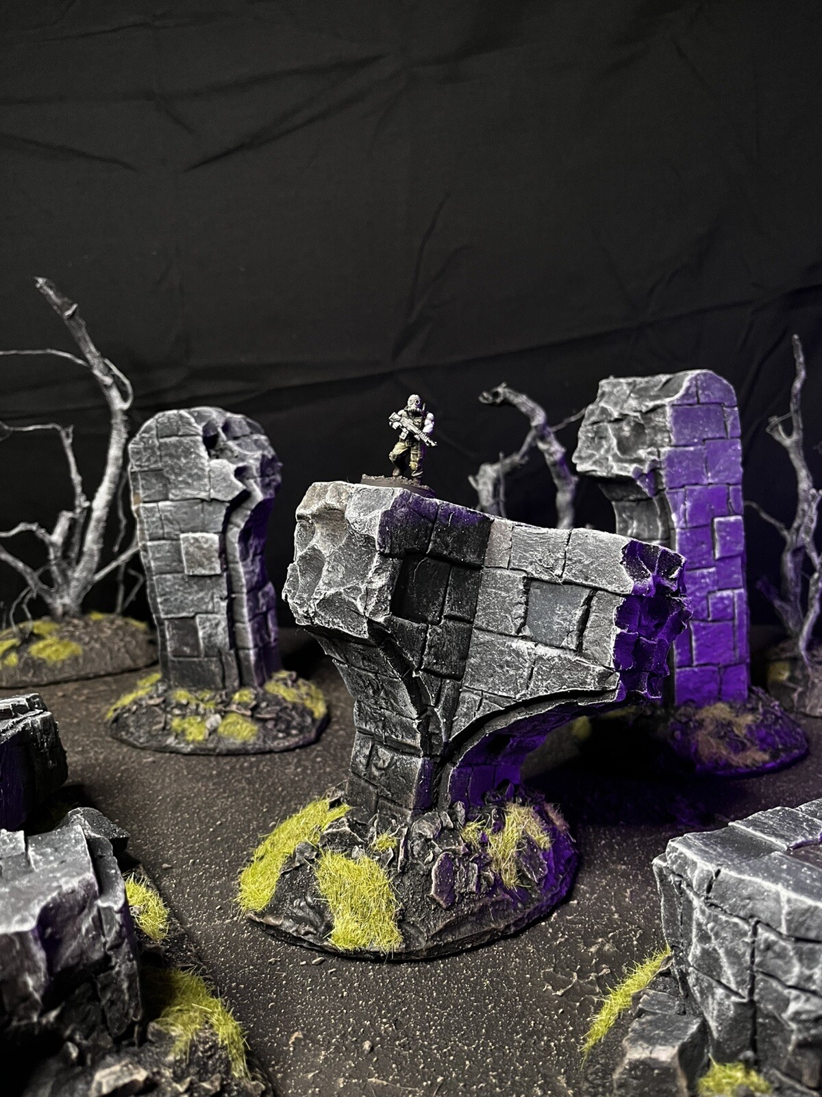 Wargaming Set Of ancient Ruins Warhammer 40k Compatible 28mm fully painted