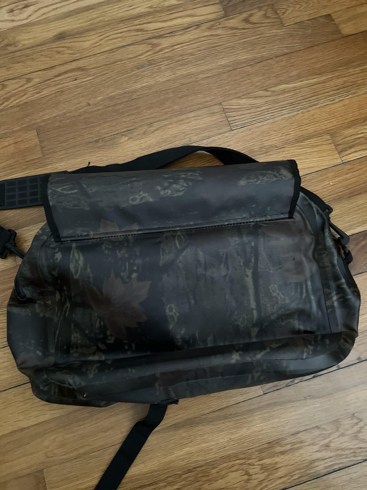 Sopras Sub Camo Waterproof Handle Bag 18 x 14 inch