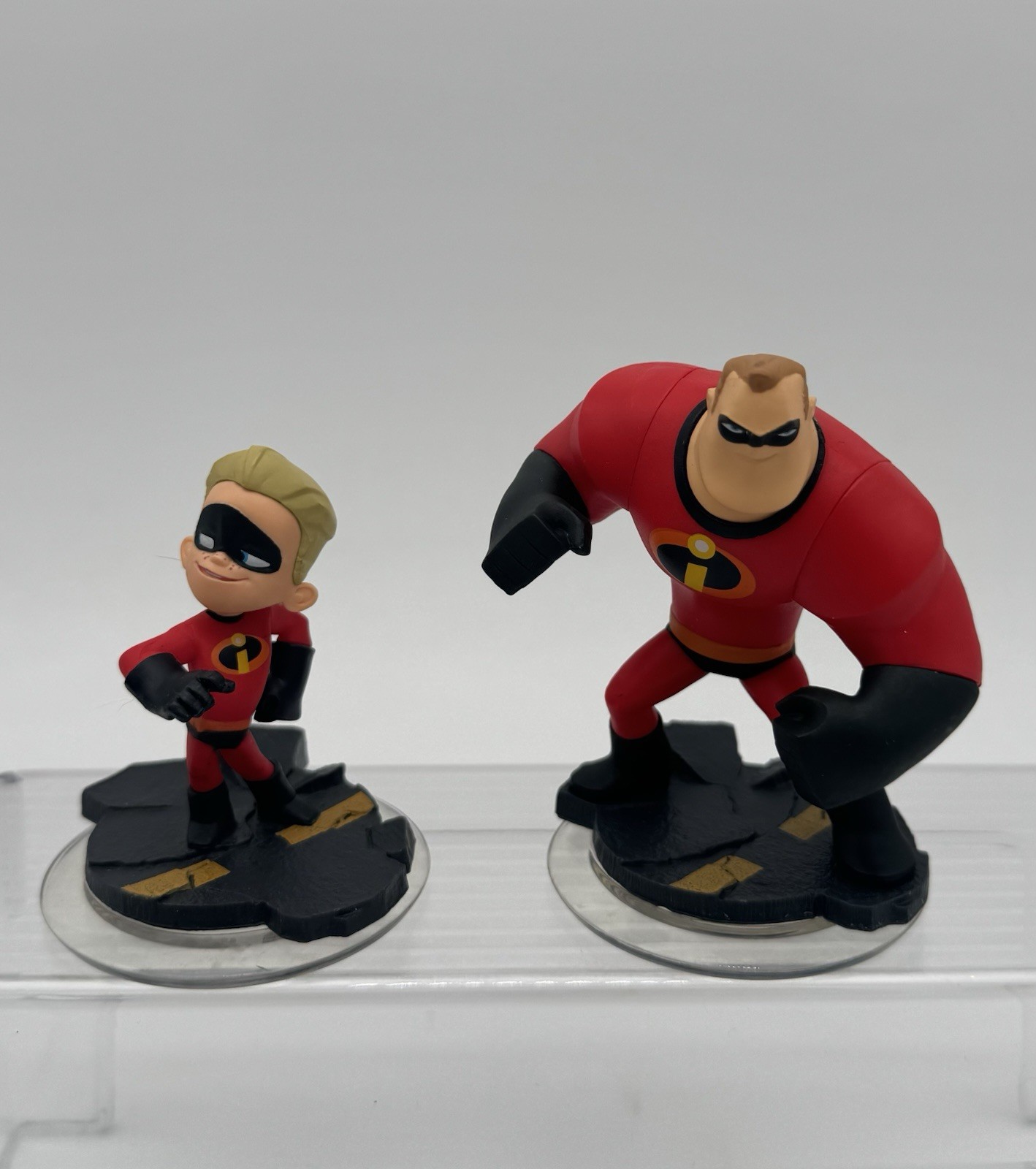 Disney Infinity 1.0 Mr. Incredible & Dash Figures Incredibles