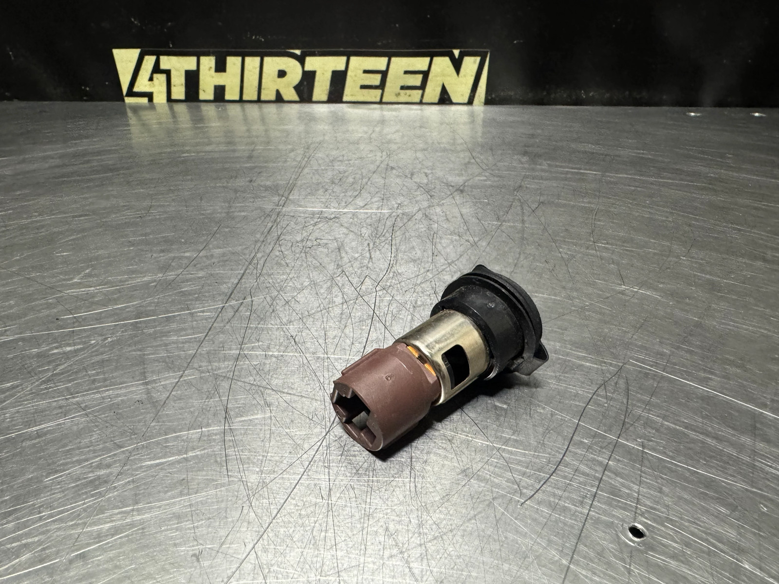 05-13 C6 CORVETTE CIGARETTE LIGHTER SOCKET OEM #N555