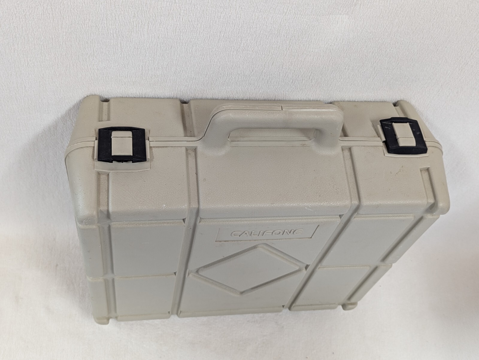 Califone Travel Hard Shell Case ~ Approx 19" X 19" X 7 ~ Empty