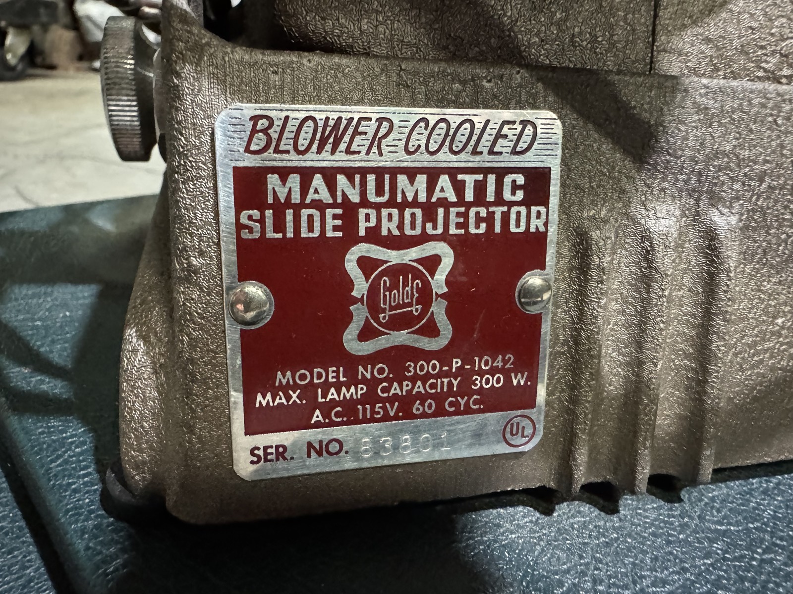 Blower Cooled Manumatic Slide Projector 300-P-1042