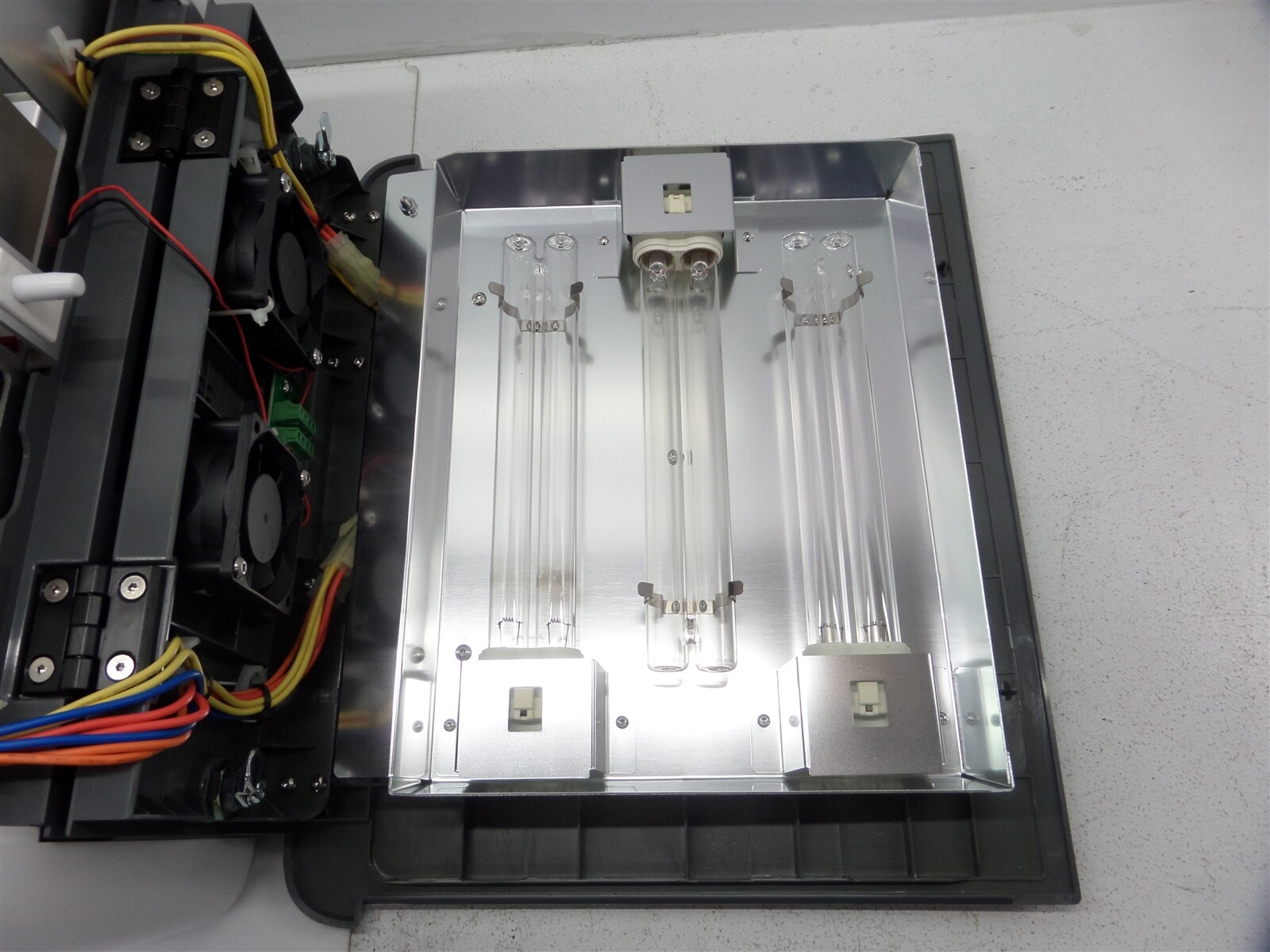 CleanSlate UV CSUV-UG6CX UV Mobile Device Sterilizer System