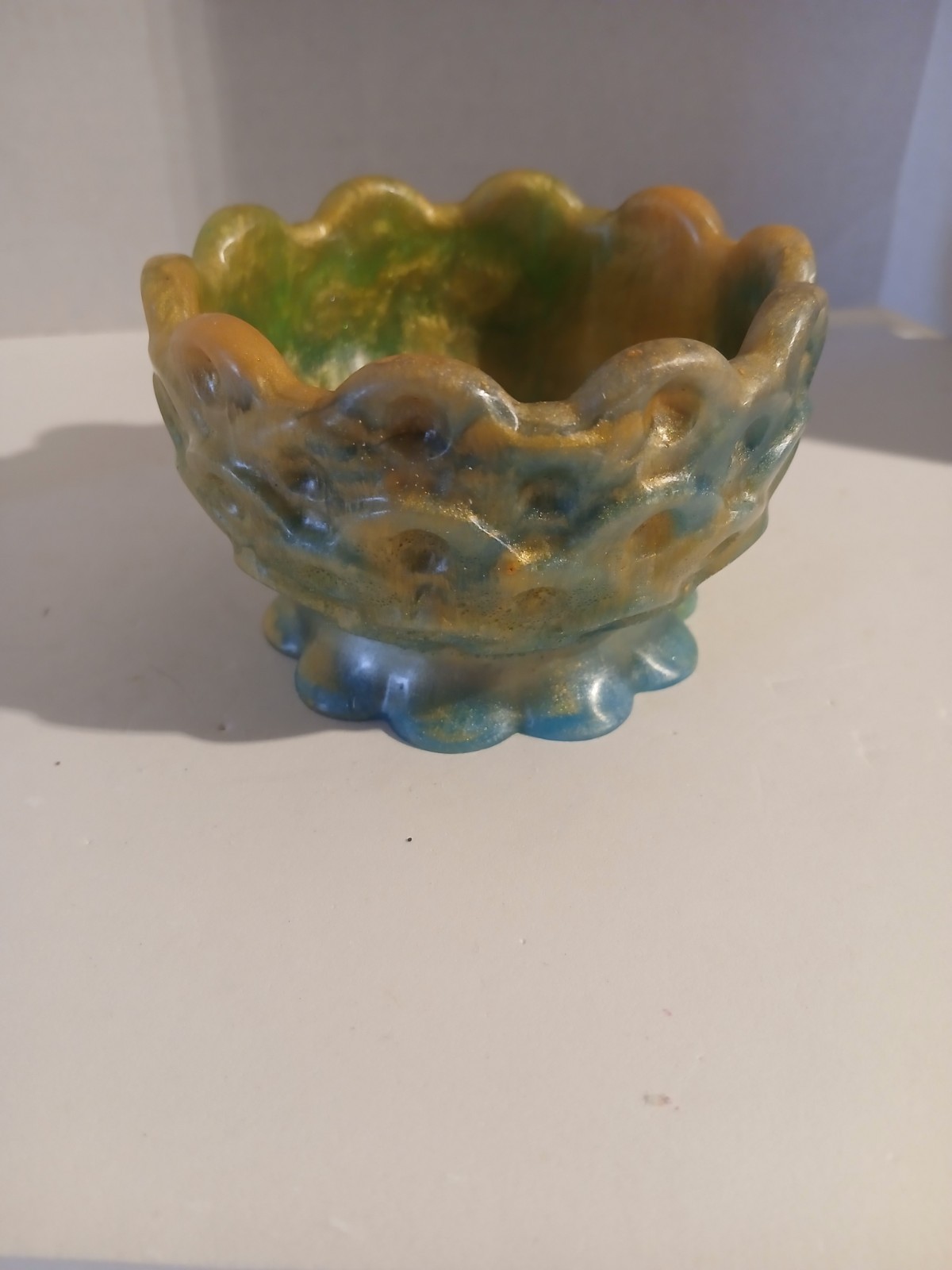 Handmade Epoxy Resin Trinket Bowl With Scallops Design
