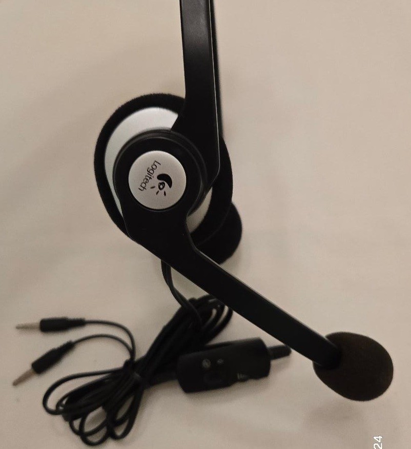 Logitech Stereo Headset with Microphone with in-line controls! 3.5mm adapter. OB
