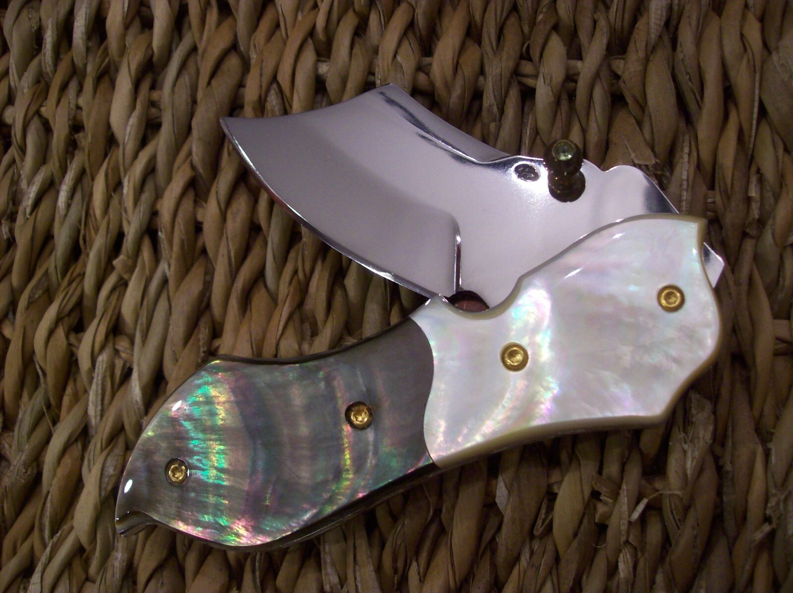 CUSTOM THAILAND KNIFE / MOTHER OF PEARL / BLACK PEARL / NEW 2017