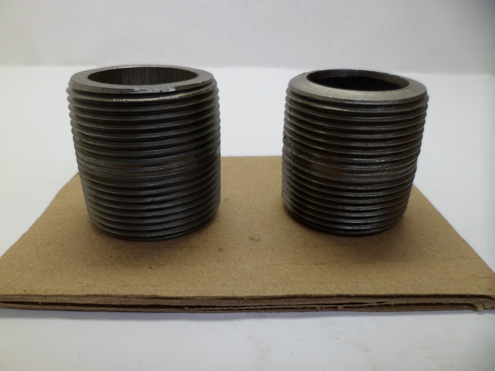 PIPE NIPPLE 1-1/4" NPT. SCH80 x CLOSE STEEL BLACK PIPE LOT OF 2 NOS FREE SHIP