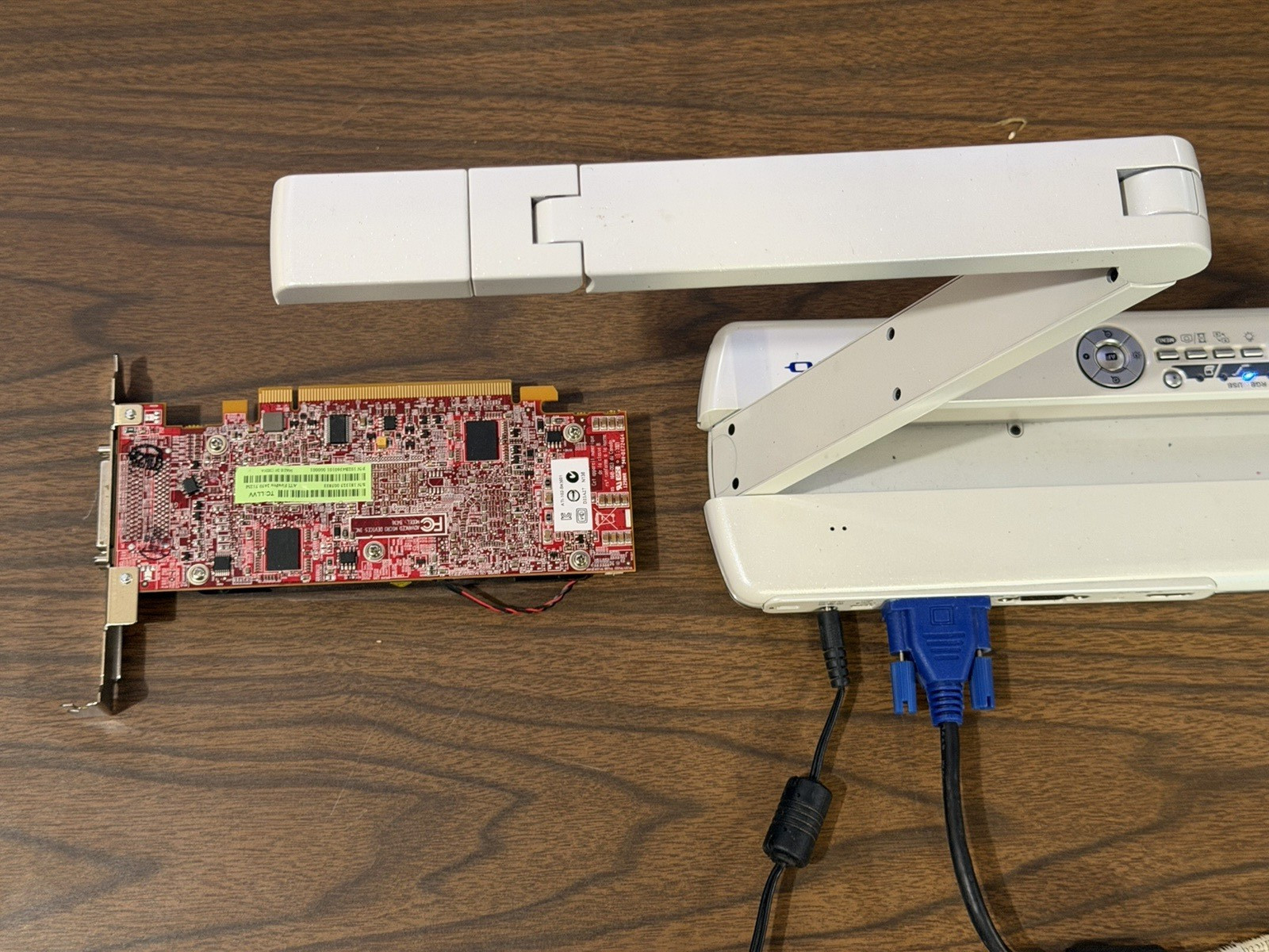 Elmo MO-1 Visual Presenter Document Camera HDMI VGA USB Includes Power Cable