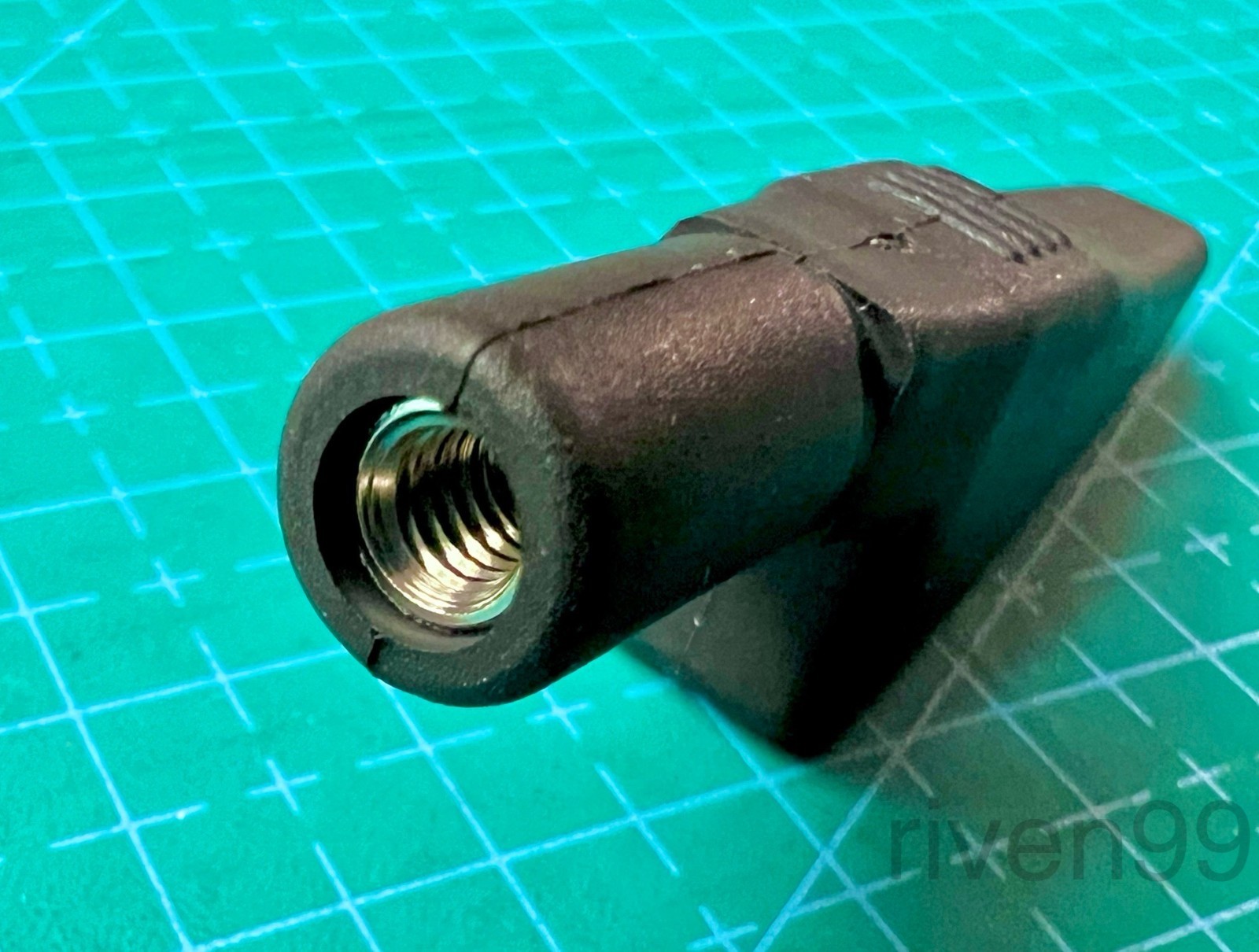 2pcs CalTest Insulated 10A Alligator Clip, Black, for #8-32 Threaded Stud