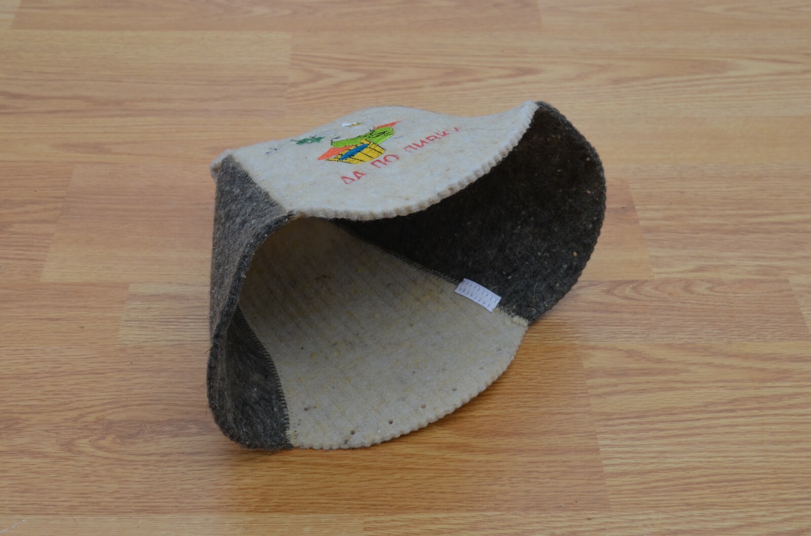 Sauna hat wool men, Banya cap " Поддай парку да по пивку ", Felt bath accessorie