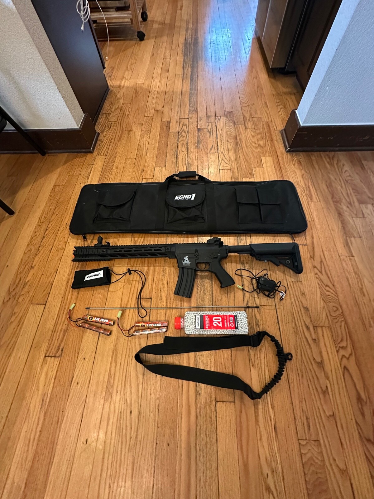 Lancer Tactical M4 SD Gen 2 AEG Rifle Airsoft Starter Kit - LT-15B-G2