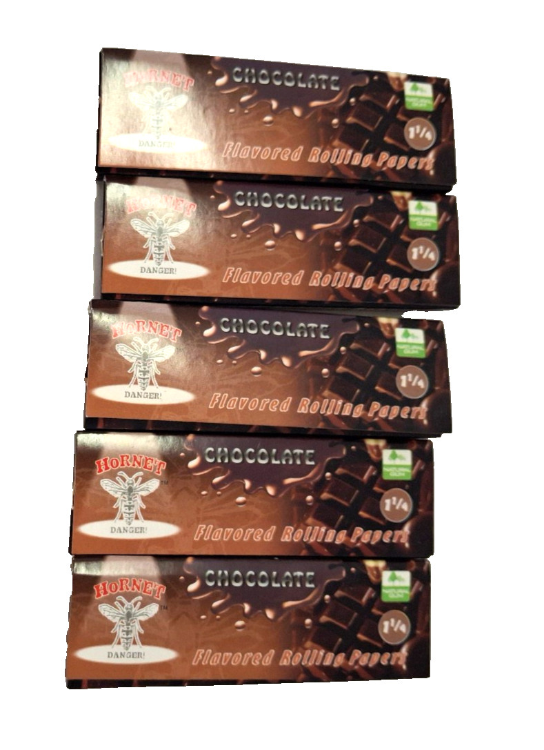 Rolling Papers Flavored Hornet Brand 1 1/4 50 Leaves - 5 Packs - Chocolate