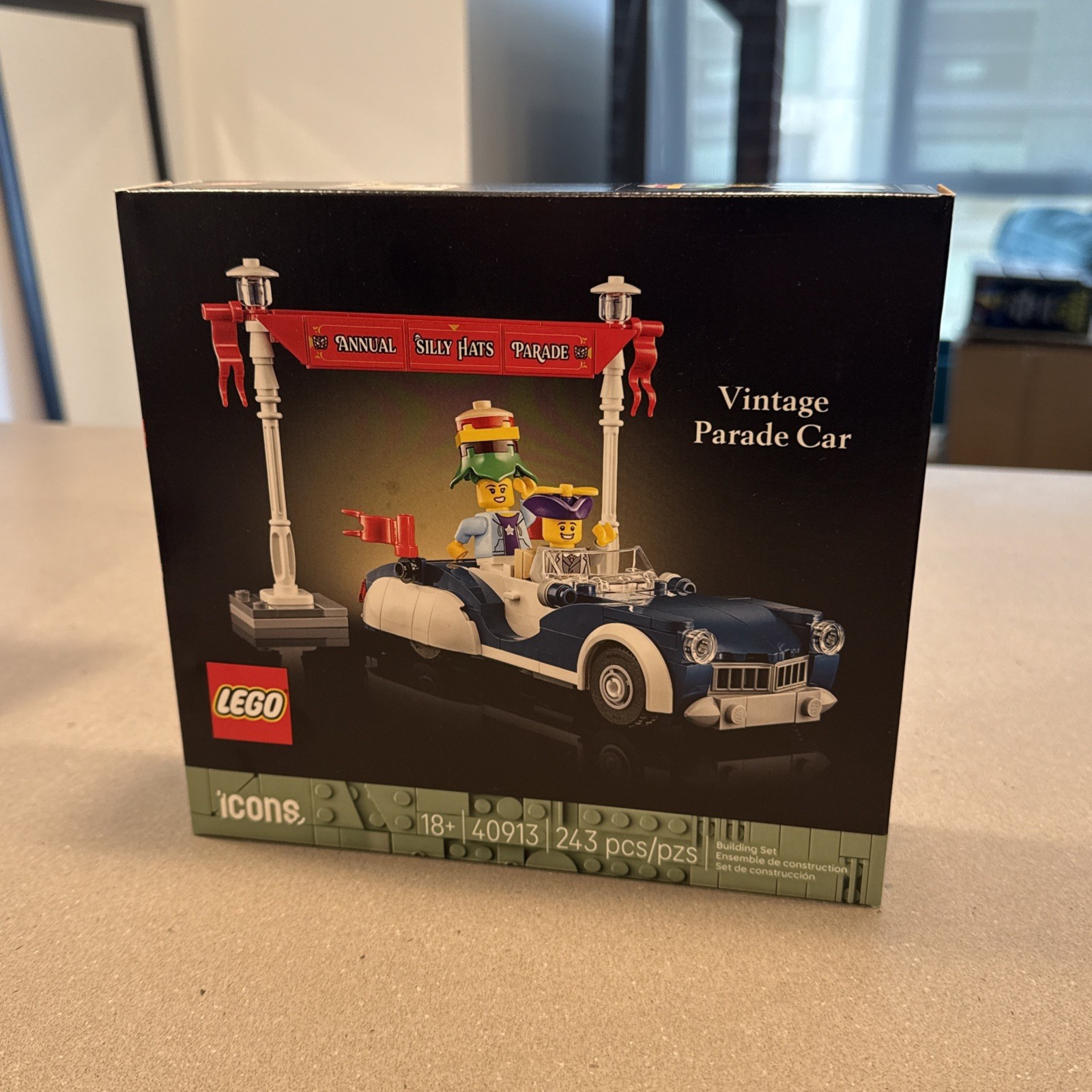 LEGO 40913 Vintage Parade Car Exclusive GWP 2026 Modular IN HAND New Sealed