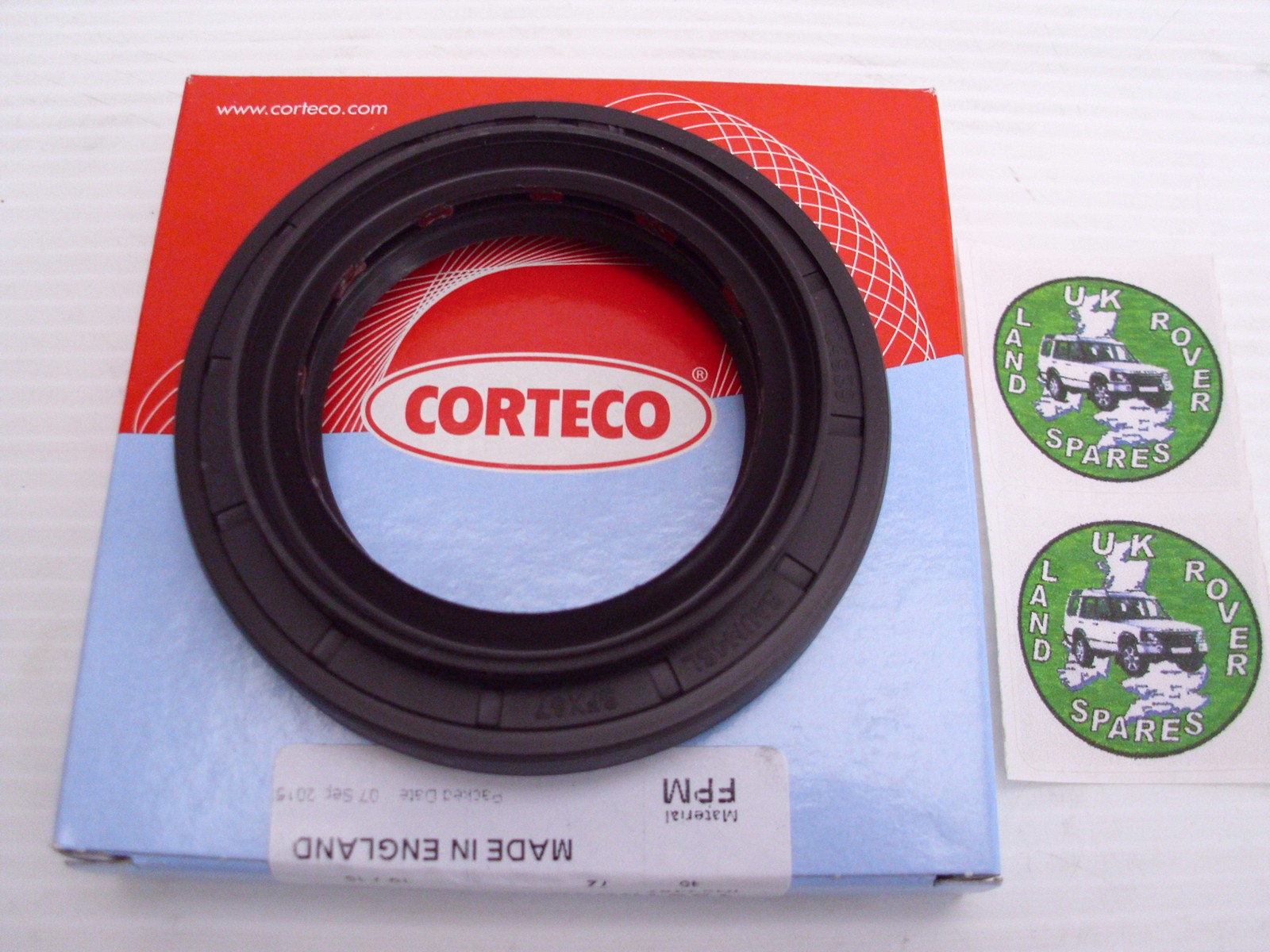 LAND ROVER DISCOVERY 1 & 2 TRANSFER BOX OUTPUT OIL SEAL - OEM SEAL - FTC4939