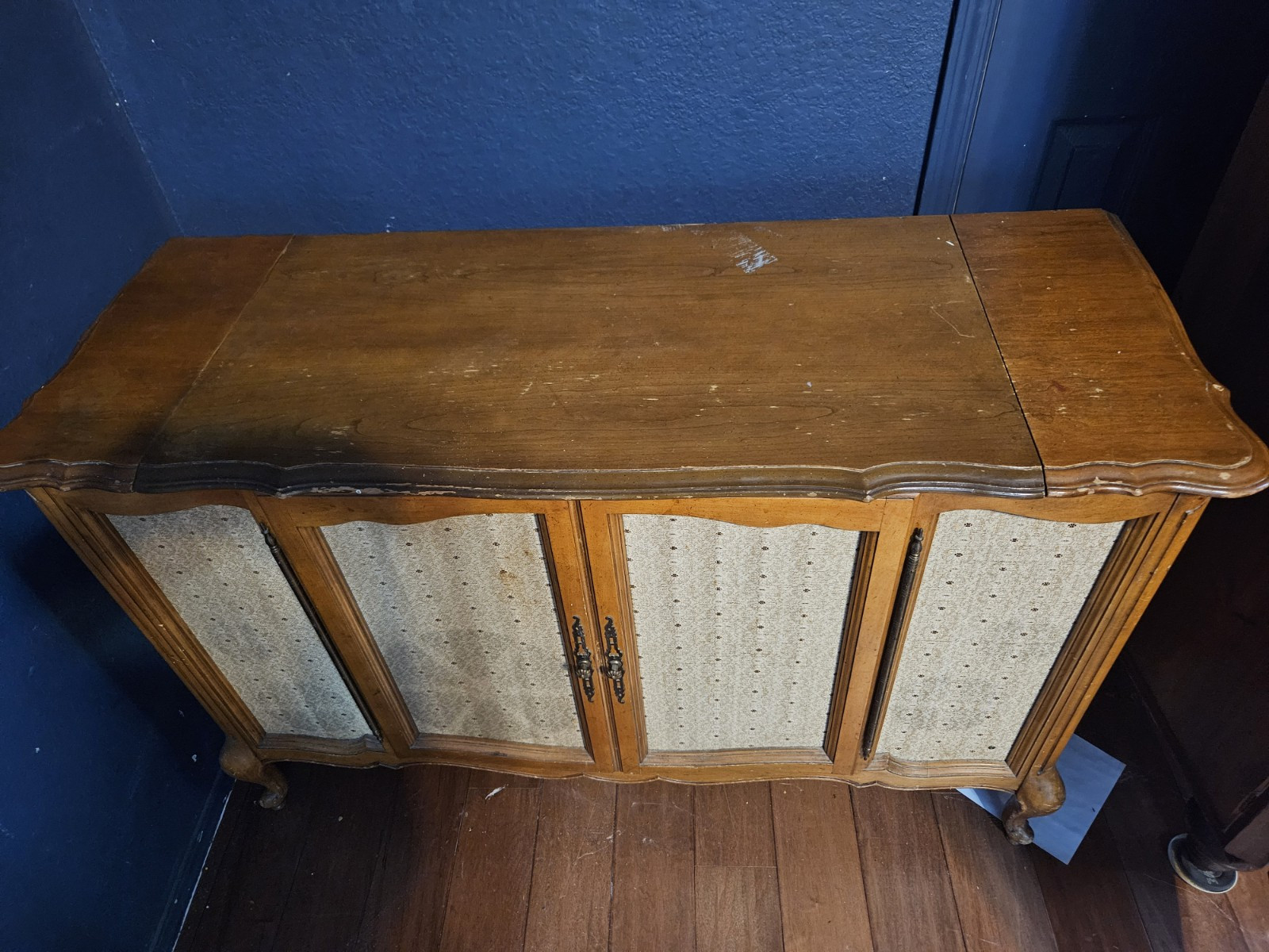 1960s Westinghouse Stereophonic High Fidelity AM/FM Record Player Cabinet