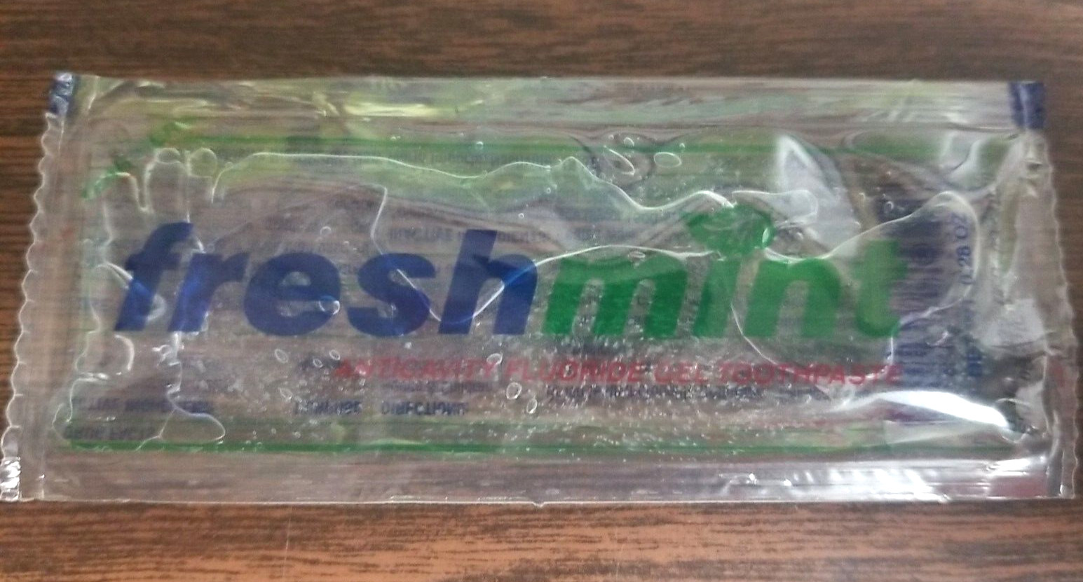 (10 GEL PACKETS) TOOTHPASTE FRESHMINT SQUEEZE GEL PACKETS 0.28 oz TRAVEL/ADA