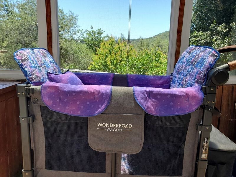 WonderFold W2 Luxe/Elite Set of Seat Covers,Mat Cover and Canopy DINOS IN SPACE
