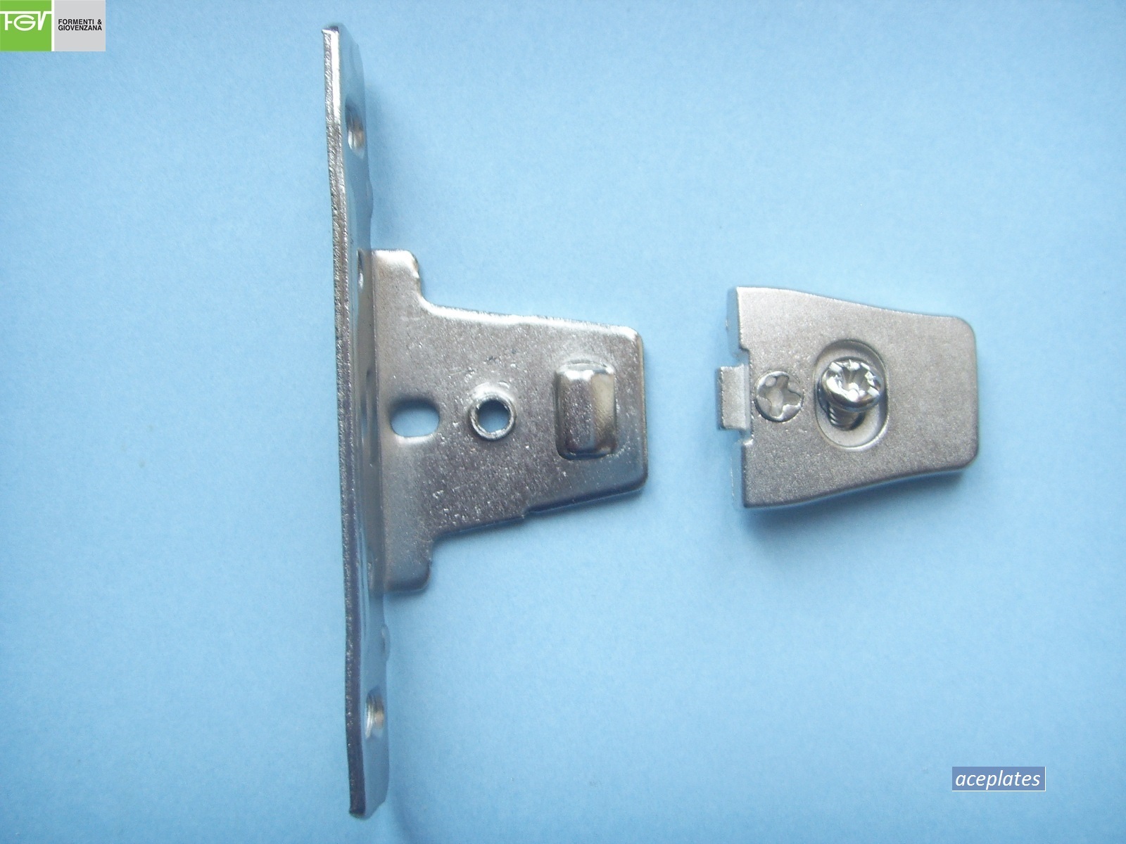 Kitchen Drawer Front Fixing Brackets used by Howdens /MFI /Ikea / B&Q / Wren etc