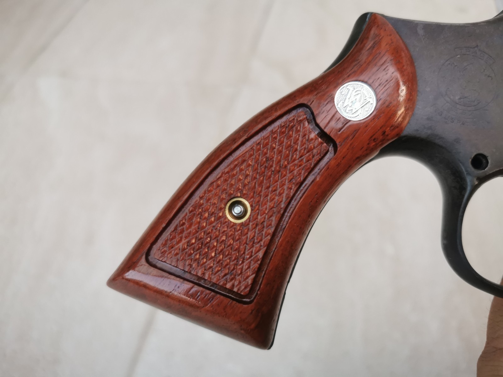 RETRO MAGNA GRIPS FOR S&W K/L FRAME SQUARE BUTT SMITH & WESSON # RANDOM 3