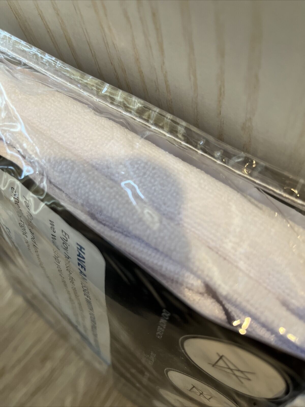 Premium Zippered Waterproof Pillow Protector Standard Size 21" X 27" 2 Pack NEW