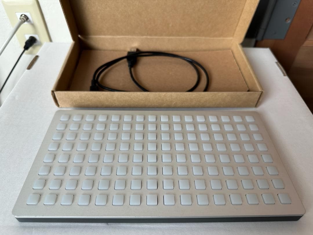 Monome Grid 128 Modular Synth Controller Eurorack USB Cable Used