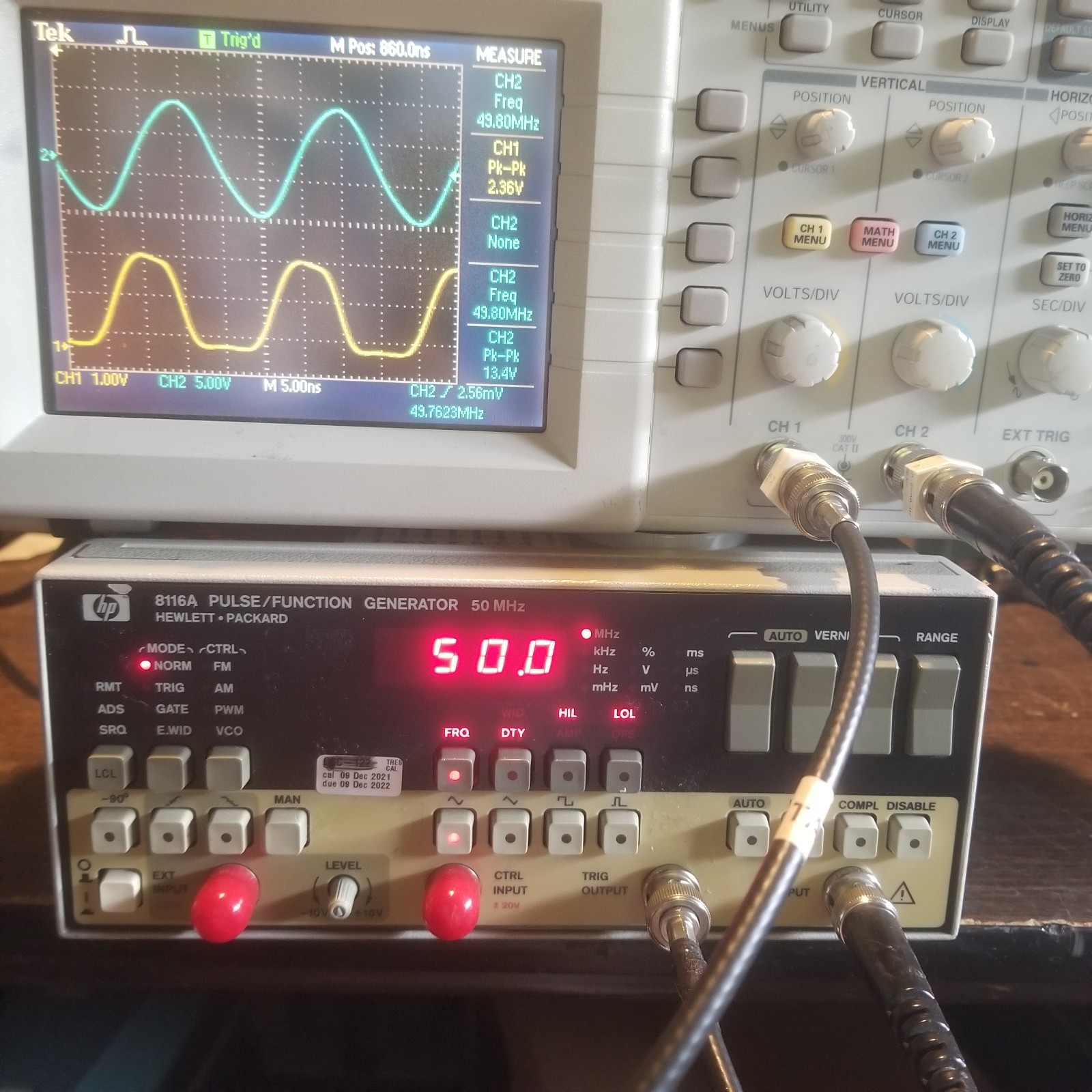 HP8116A 50MHz Pulse Function Generator WORKING 10V p-pk into 50 Ohm Progammable