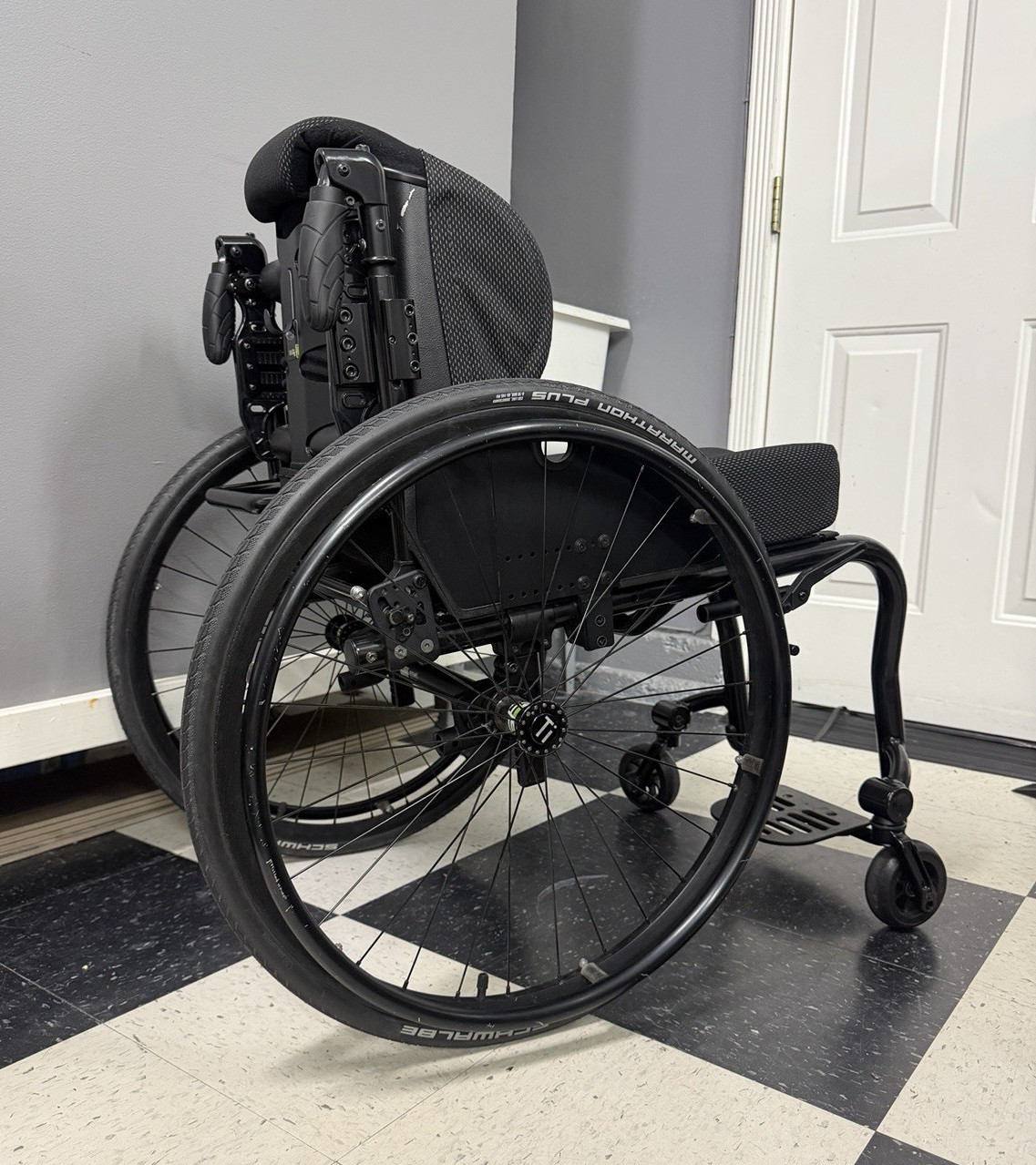 2022 TiLite Aero Z Ultralight 16"X18" Rigid Sport Wheelchair