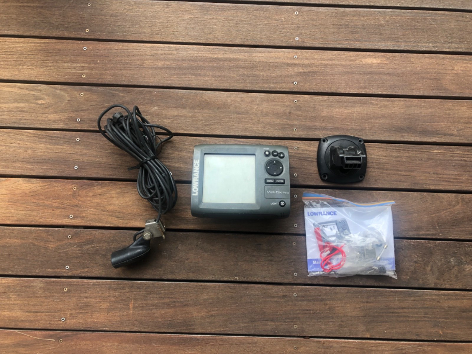 Lowrance Mark-5X Pro Fish Finder with Transducer, Mount, and Cables
