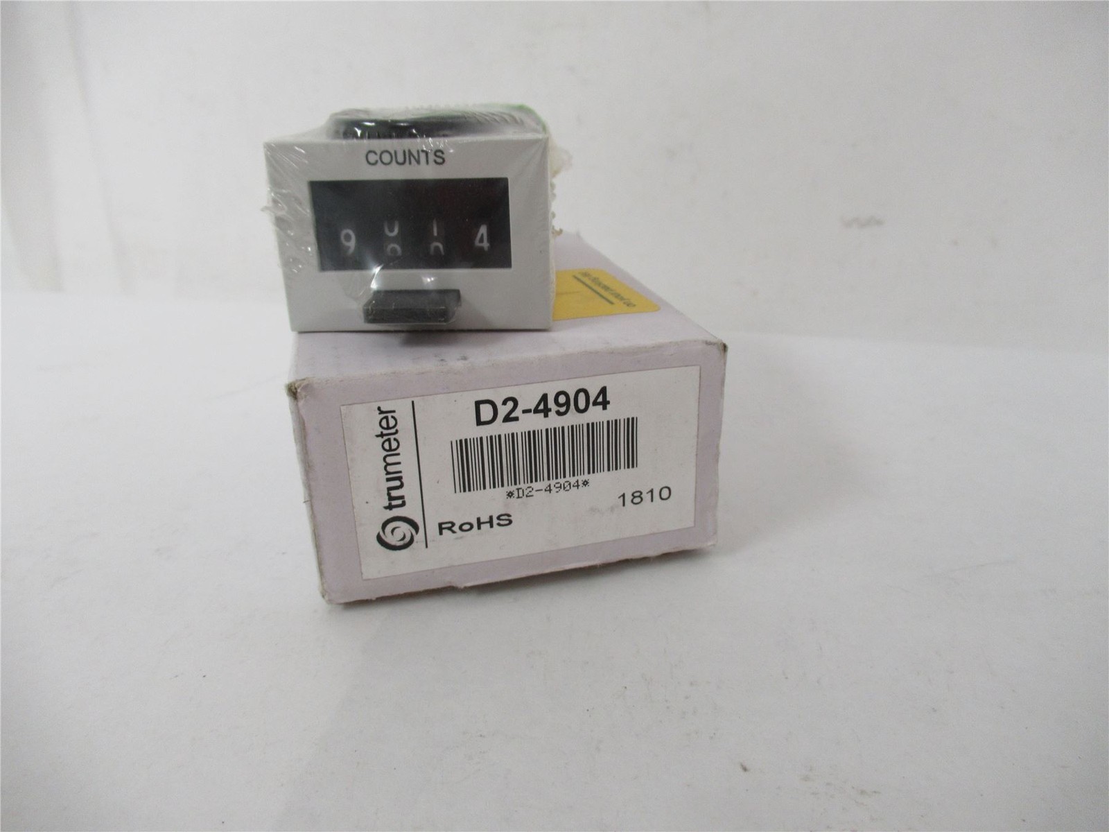 249198 New In Box; Trumeter D2-4904 Digital Electromechanical Counter 115VAC