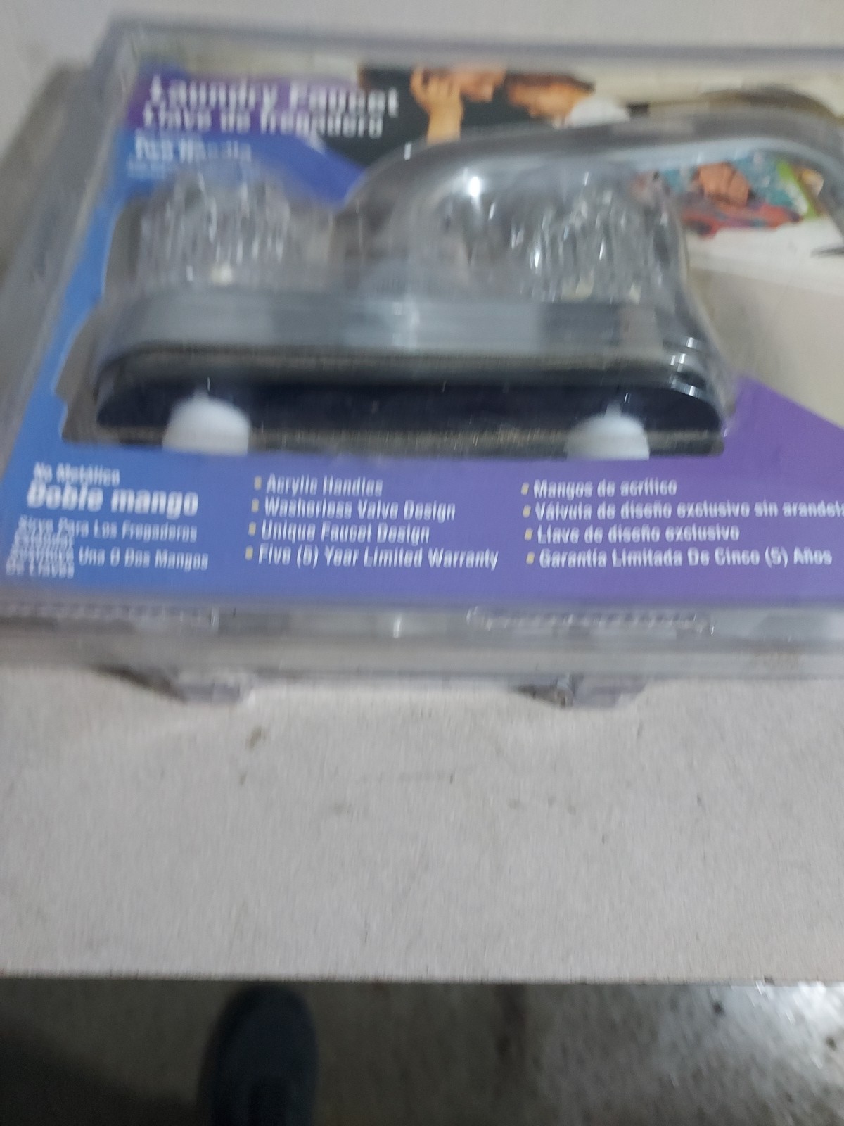 Ps7120 Laundry Faucet Non- Metallic Two Handle.