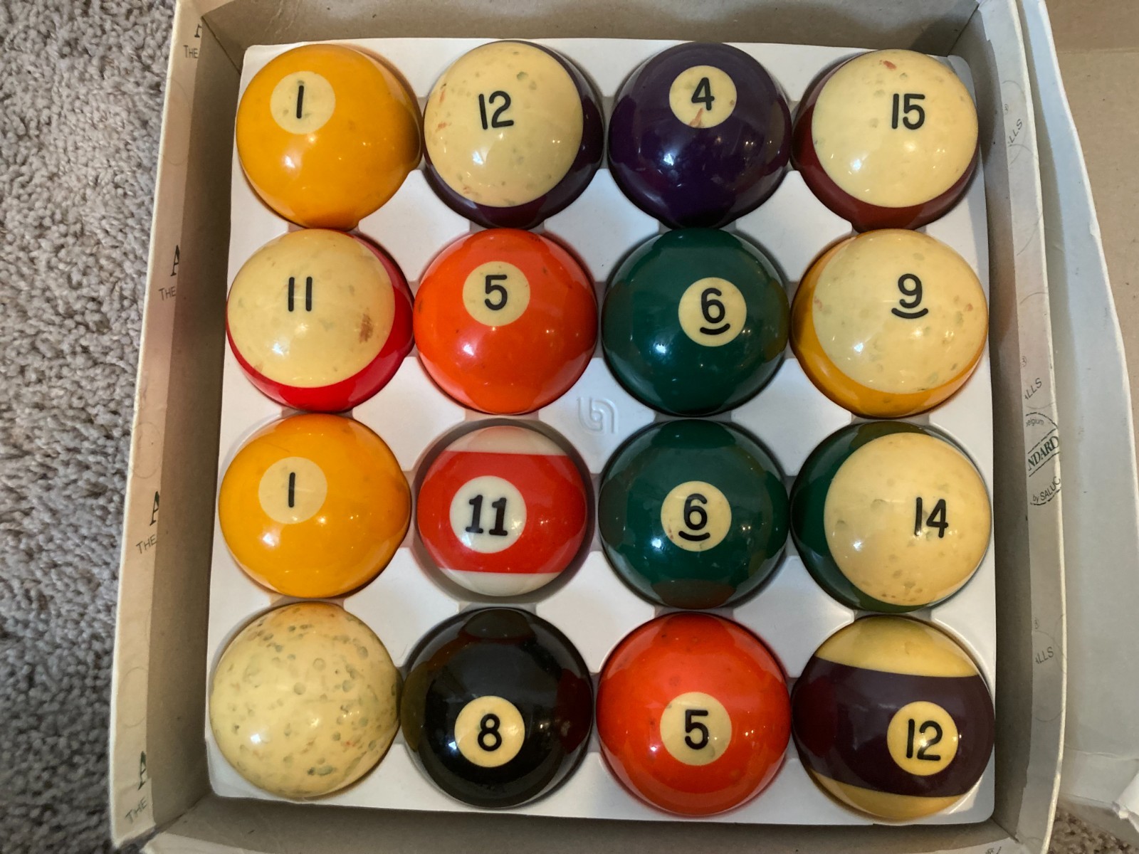 Vintage Aramith Belgian Billiard Pool Balls Standard 2.25" Full Set